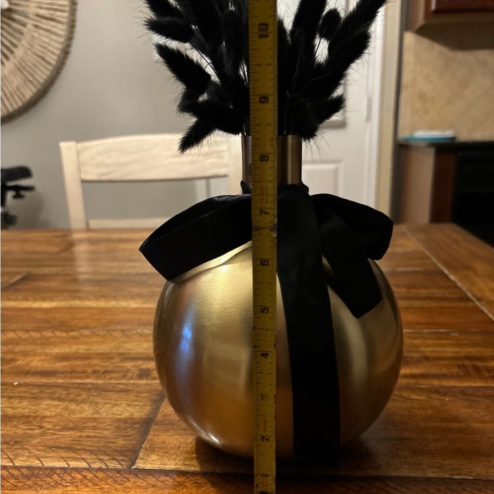 Target vase